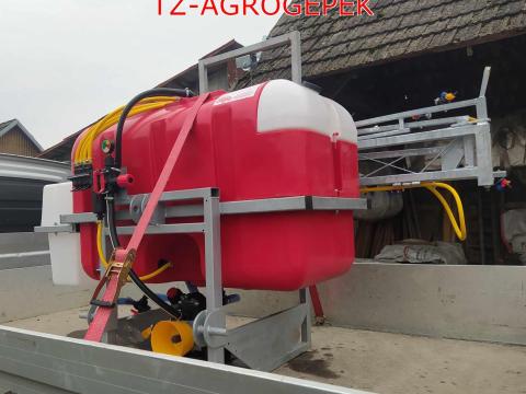 Új lengyel (P-329) függesztett szántóföldi permetezők több méretben,  kedvező áron Új lengyel (P-329) függesztett szántóföldi permetezők több méretben,  kedvező áron