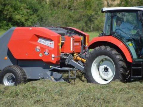 Metal Fach fixkamrás körbálázó több fajta felszereltséggel Metal Fach fixkamrás körbálázó több fajta felszereltséggel