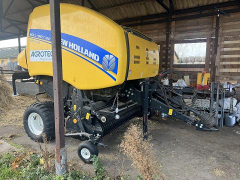 New Holland Roll-Belt 150 Cropcutter szecskázós újszerű bálázó New Holland Roll-Belt 150 Cropcutter szecskázós újszerű bálázó