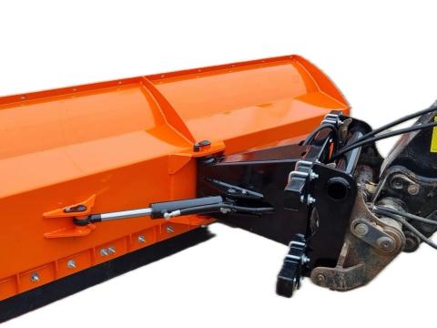 Hidr. két irányban áll hótolólap rakodógépre,  homl.rakodóra,  ker. rak-ra,  tel.rak-ra