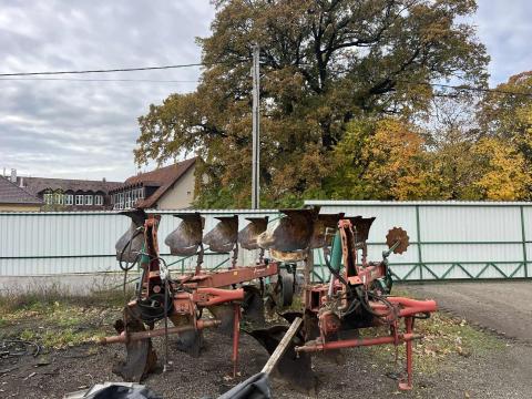 2 db Kverneland LD 100/200 HD eke,  4 fejes előhántoló,  transzportkerék,  összes kopó cserélve