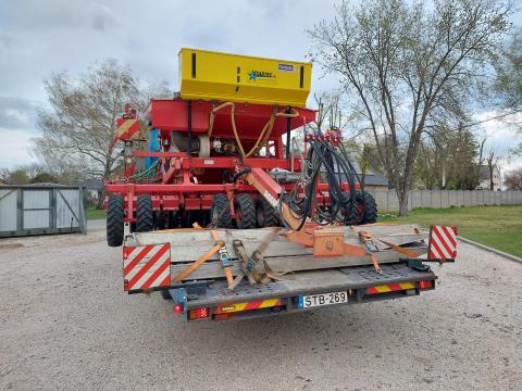 Gépszállítás,  Traktor,  Kombájn,  Mobilház,  Tréler,  Autómentés,  Pótkocsi Gépszállítás,  Traktor,  Kombájn,  Mobilház,  Tréler,  Autómentés,  Pótkocsi