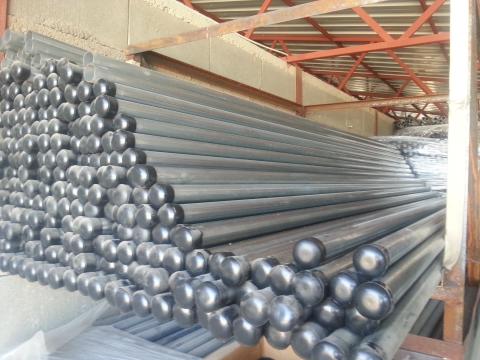 Fém oszlop,  cső oszlop,  zártszelvény,  kerítés,  vadháló,  drótfonat a gyártótól Fém oszlop,  cső oszlop,  zártszelvény,  kerítés,  vadháló,  drótfonat a gyártótól