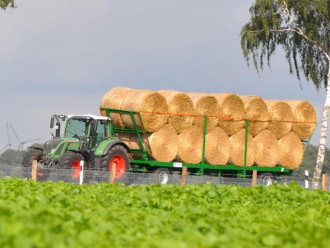 Kröger agroliner PWO bálaszállító pótkocsi Kröger agroliner PWO bálaszállító pótkocsi