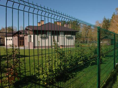 3D táblás kerítés panel, beton lábazati elem, kerítéspanel, oszlop, kapu, drótfonat 3D táblás kerítés panel, beton lábazati elem, kerítéspanel, oszlop, kapu, drótfonat