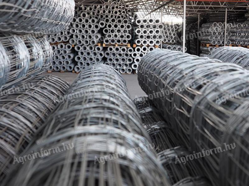 Vadháló,  drótháló,  drótfonat,  kerítés,  oszlop,  kapu,  huzal