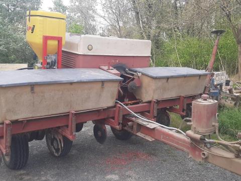 IH Cyclo 800 alkatrésznek eladó IH Cyclo 800 alkatrésznek eladó