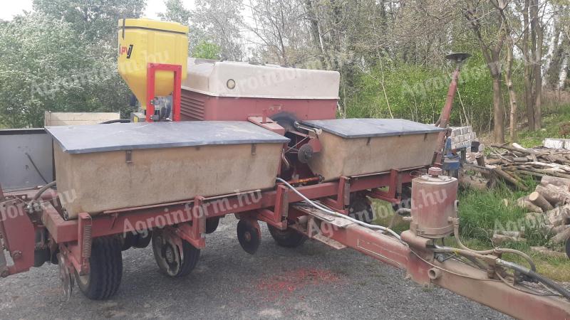 IH Cyclo 800 alkatrésznek eladó