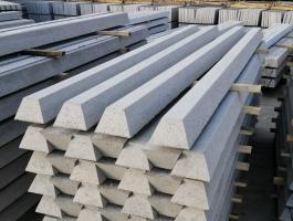 Betonoszlop,  kerítés oszlop,  vadháló,  drótfonat,  kapu,  huzal a gyártótól