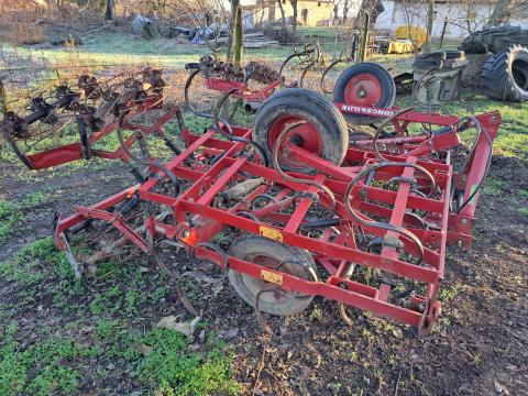 Kongskilde vibromaster 4,7 méteres kombinátor, magágykészítő Kongskilde vibromaster 4,7 méteres kombinátor, magágykészítő