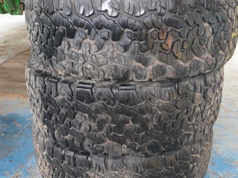 Bf Goodrich 265/60R18 terep gumi