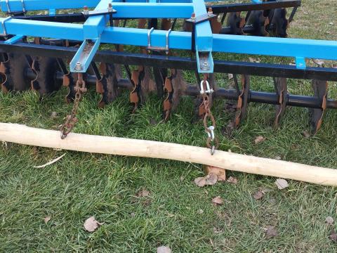 Tárcsa, 12 lapos, csipkés, új állapotban, simítóval, tisztítóval eladó Tárcsa, 12 lapos, csipkés, új állapotban, simítóval, tisztítóval eladó