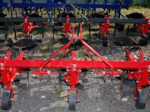 5 kocsis lengyel sorközművelő kultivátor 5 kocsis lengyel sorközművelő kultivátor