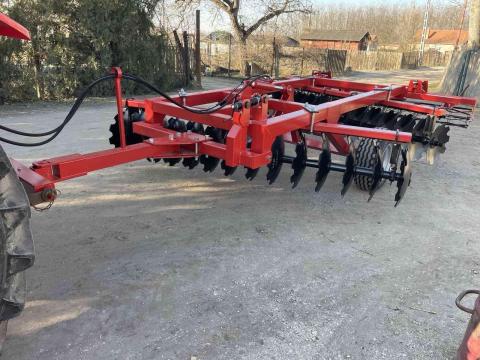 3,2 méteres vontatott V tárcsa 3,2 méteres vontatott V tárcsa