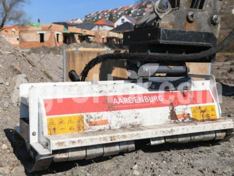 Szárzúzó,  mulcsozó forgókotró gépekhez 120 cm-es / X-Vator 1200 Szárzúzó,  mulcsozó forgókotró gépekhez 120 cm-es / X-Vator 1200