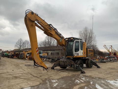 Liebherr A924C Litronic emelhető fülkés forgórakodó Liebherr A924C Litronic emelhető fülkés forgórakodó