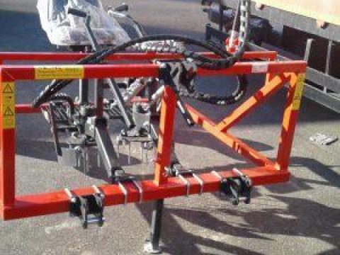 PH1 típusú, 2 soros sorművelő uborkához, eperhez és egyéb növényekhez PH1 típusú, 2 soros sorművelő uborkához, eperhez és egyéb növényekhez