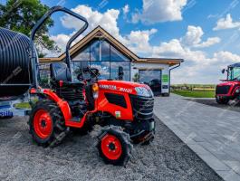 Kubota traktor bukókerettel, 12 LE (új állapot) / Kubota B1121
