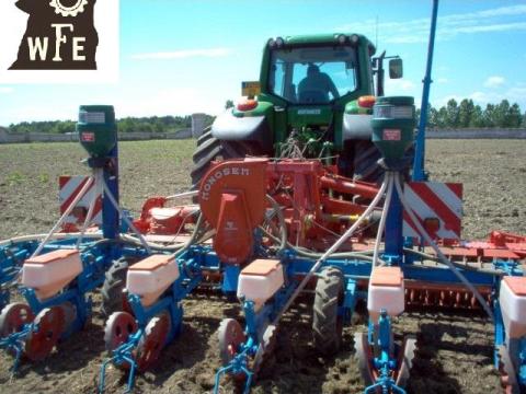 Delimbe T 14 Twin mikrogranulátumszóró eladó,  kukorica,  napraforgó,  zöldség vetőgépekre Delimbe T 14 Twin mikrogranulátumszóró eladó,  kukorica,  napraforgó,  zöldség vetőgépekre