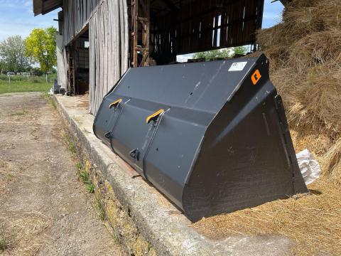 Homlokrakodó kanál Homlokrakodó kanál