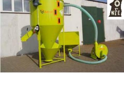 ADRAF M01/7 3.000 kg-os 5,5 kW-os ömlesztett takarmánykeverő twister piacbevezető áron ADRAF M01/7 3.000 kg-os 5,5 kW-os ömlesztett takarmánykeverő twister piacbevezető áron