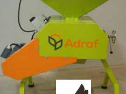 ADRAF Z01/1 7,5 kW-os szemroppantó piacbevezető áron eladó a Wolfoodengineering Kft.-től ADRAF Z01/1 7,5 kW-os szemroppantó piacbevezető áron eladó a Wolfoodengineering Kft.-től