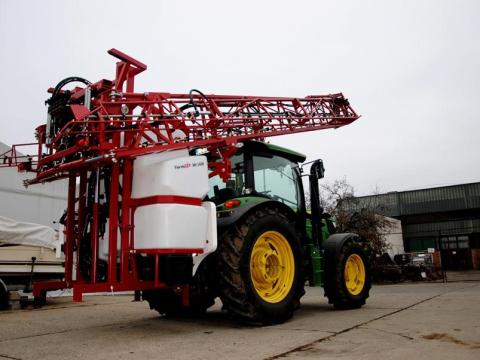 KERTITOX FSZ-S 1600 L / 24 M függesztett szántóföldi permetezőgép KERTITOX FSZ-S 1600 L / 24 M függesztett szántóföldi permetezőgép