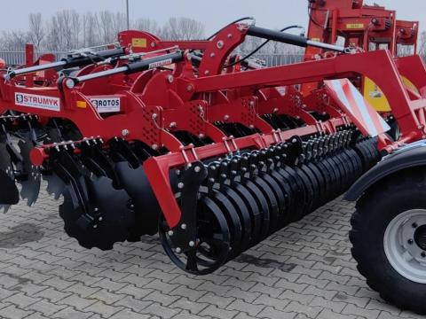 Hidraulikus Rövidtárcsa Strumyk Rotos 4,0 m Hidraulikus Rövidtárcsa Strumyk Rotos 4,0 m