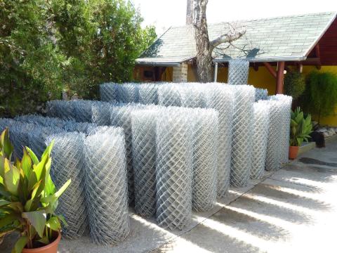 Kerítésdrót,  drótfonat,  drótkerítés,  vadháló,  csirkeháló,  madárháló Dabason a gyártótól Kerítésdrót,  drótfonat,  drótkerítés,  vadháló,  csirkeháló,  madárháló Dabason a gyártótól