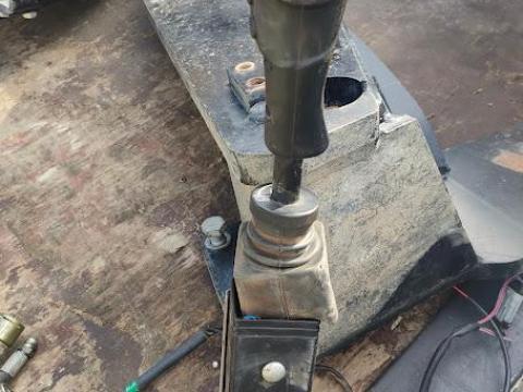 QUICKE Homlokrakodó Tartókeret QUICKE Homlokrakodó Tartókeret