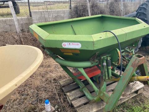 AMAZONE ZA-F 804, 800 literes kéttárcsás műtrágyaszóró AMAZONE ZA-F 804, 800 literes kéttárcsás műtrágyaszóró