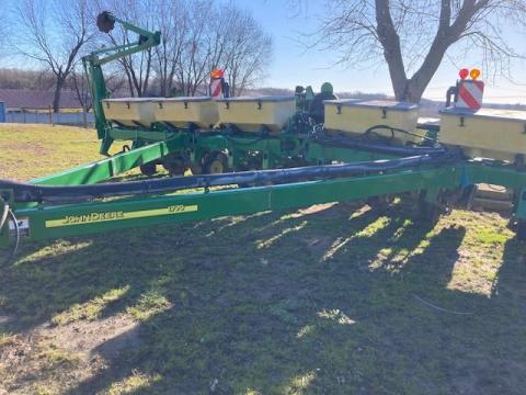 John Deere 1770 kukoricavetőgép John Deere 1770 kukoricavetőgép