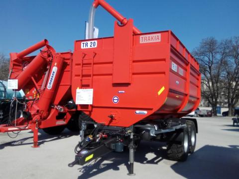 MADARA - GABONAELOSZTÓ PÓTKOCSI - ÚJDONSÁG A ROYAL TRAKTORNÁL MADARA - GABONAELOSZTÓ PÓTKOCSI - ÚJDONSÁG A ROYAL TRAKTORNÁL