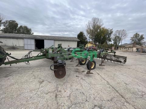 John Deere 410a mulcskultivátor John Deere 410a mulcskultivátor