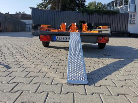 Új Orange motorszállító utánfutó (150x220 cm) Rendszámmal Új Orange motorszállító utánfutó (150x220 cm) Rendszámmal