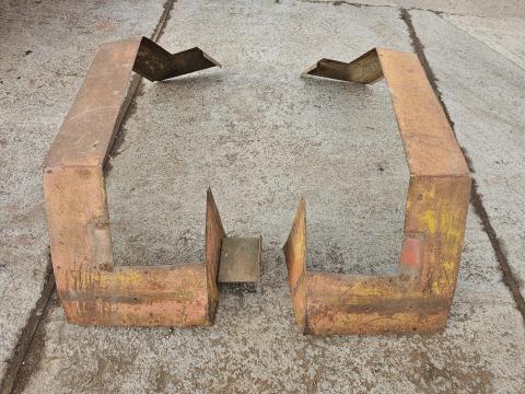 MTZ traktor sárvédő szélesítő eladó MTZ traktor sárvédő szélesítő eladó