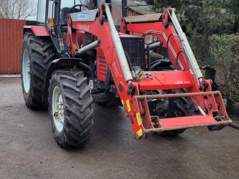 Belarus 820.4 és Black Bull Junior 1.4 eladó Belarus 820.4 és Black Bull Junior 1.4 eladó