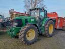 John Deere 6830 traktor