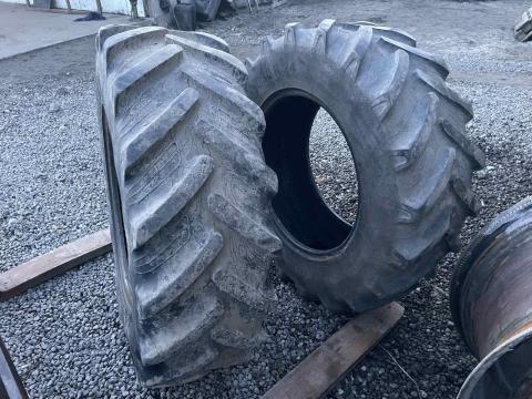 Mtz 360/70 R24 Taurus gumi eladó 2db Mtz 360/70 R24 Taurus gumi eladó 2db