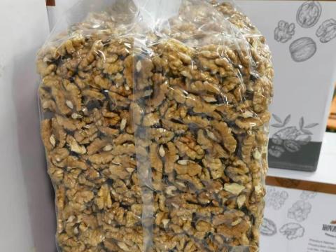 Dióbél eladó kis- és nagy tételben Dióbél eladó kis- és nagy tételben