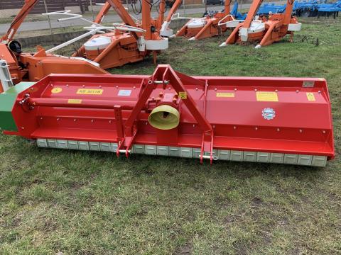 Komáromi Gép KB3011B 3 m-es szárzúzó, ajándék kardánnal, házhoz szállítással eladó Komáromi Gép KB3011B 3 m-es szárzúzó, ajándék kardánnal, házhoz szállítással eladó