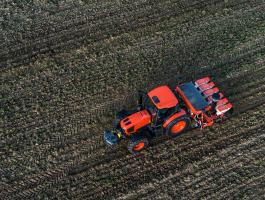 Kubota M6-141 Utility