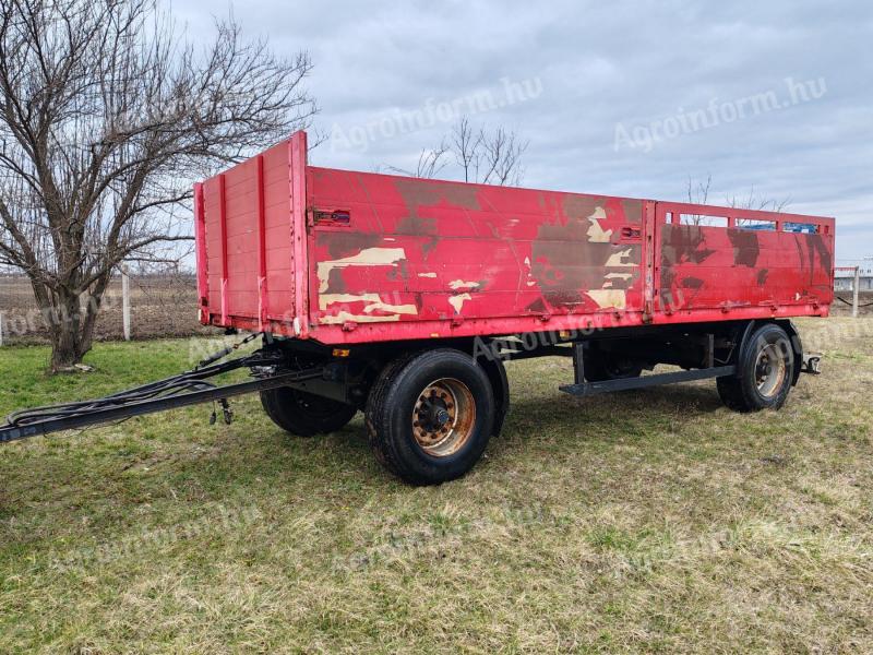 Fix platós pótkocsi 18 tonna össztömegű eladó