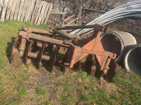 Függesztett tárcsa Függesztett tárcsa