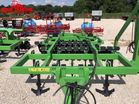 AGRIMETAL 2.8m VONTATOTT GRUBER - RÖVIDTÁRCSÁVAL - ÉKGYŰRŰS HENGERREL AGRIMETAL 2.8m VONTATOTT GRUBER - RÖVIDTÁRCSÁVAL - ÉKGYŰRŰS HENGERREL