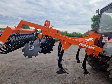 ROTOR Innovation Grubber 2,1 - 2,6 - 3,0 méter ROTOR Innovation Grubber 2,1 - 2,6 - 3,0 méter