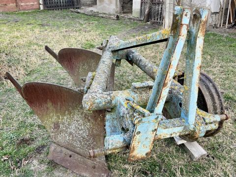 Két fejes eke eladó Két fejes eke eladó