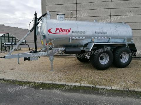 FLIEGL VFW 12000 Maxx Line tandem tartálykocsi készletről FLIEGL VFW 12000 Maxx Line tandem tartálykocsi készletről
