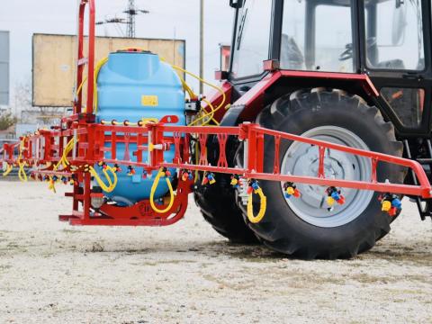 BIARDZKI 600/12 FÜGGESZTETT SZÁNTÓFÖLDI PERMETEZŐ BIARDZKI 600/12 FÜGGESZTETT SZÁNTÓFÖLDI PERMETEZŐ
