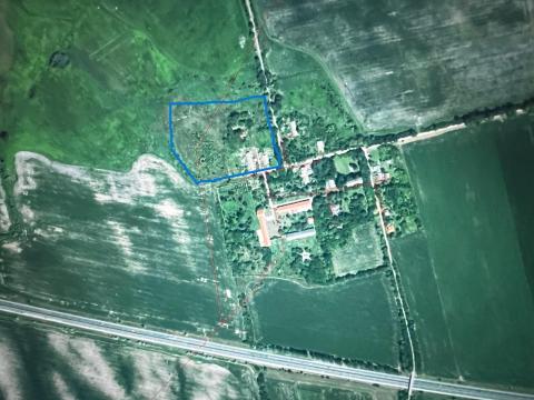 M1-es autópályától 200 méterre a gönyűi kihajtó mellett 37072 m2 GKSZ terület eladó M1-es autópályától 200 méterre a gönyűi kihajtó mellett 37072 m2 GKSZ terület eladó